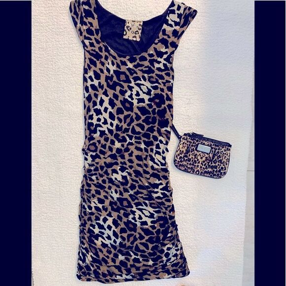 Jetset Leopard Cocktail Dress Medium (M) paired with Nine West Wristlet - Picture 2 of 8